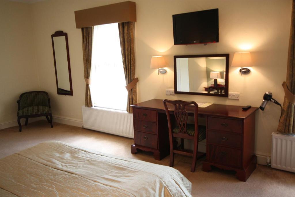 The Dibbinsdale Inn ブロムバラ 部屋 写真